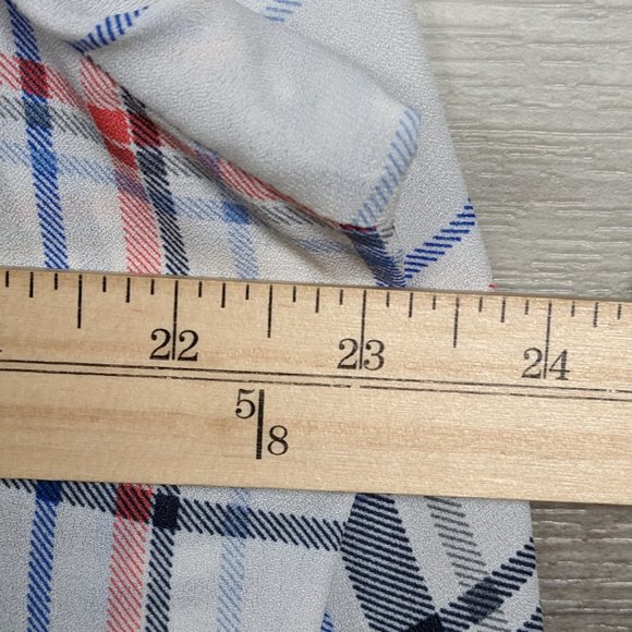 Violet + Claire* Women's Long Sleeve Button Down Curved Hem Blouse~ Size XL - Picture 9 of 11